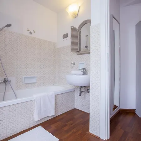 Apartamento De Cristoforis